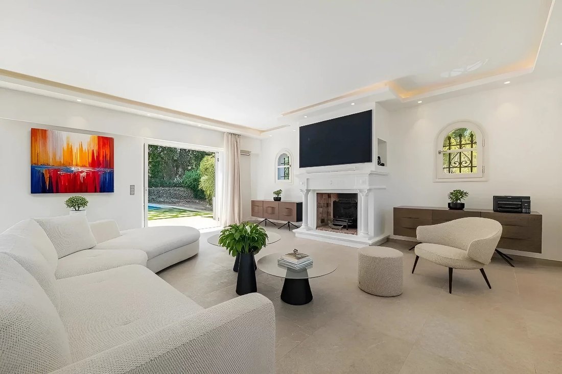 Villa in Valbonne, Provence-Alpes-Côte d'Azur, France 4 - 16269034