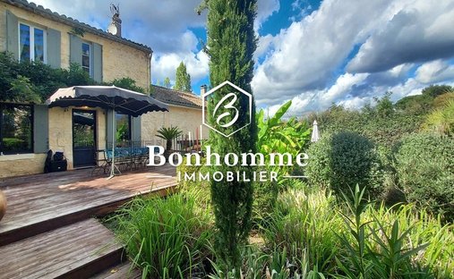 Townhouse in Saint-Caprais-de-Bordeaux, Nouvelle-Aquitaine, France 1