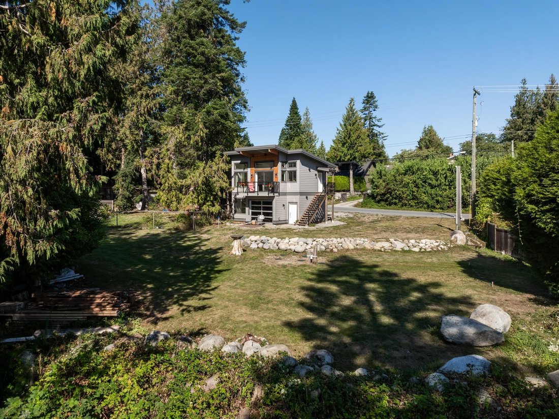 House in Halfmoon Bay, British Columbia, Canada 3 - 16273553