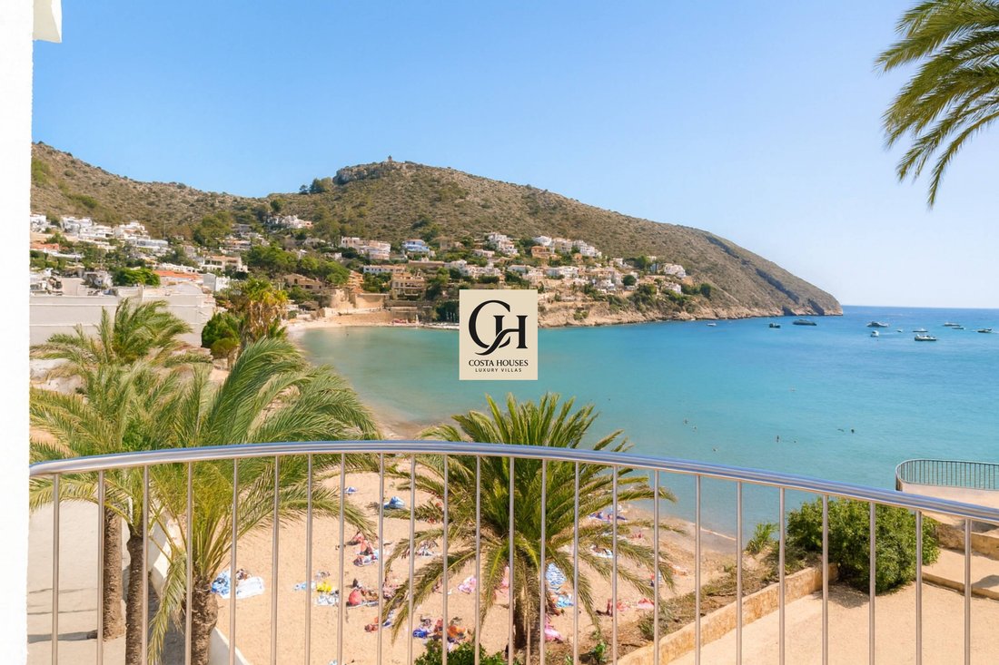 Villa in Moraira, Teulada, Valencian Community 1 - 14807676