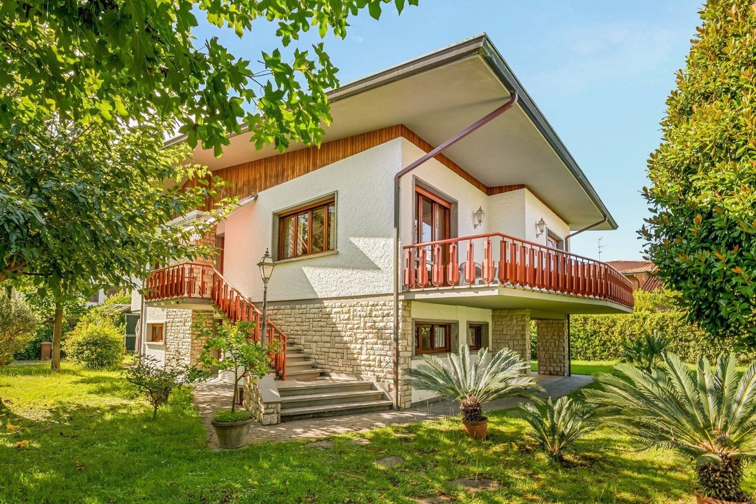 Villa in Lido di Camaiore, Camaiore, Tuscany 2 - 16269522