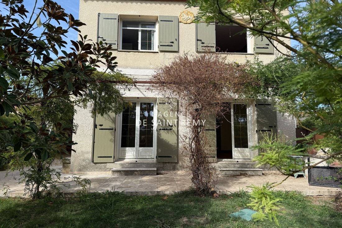 Villa in Paradou, Provence-Alpes-Côte d'Azur, France 3 - 16273487
