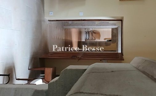 Spacious Property With Separate Guest Lodgings In Wooded Park Of 19 Acres, 15 Km From Blois.