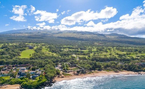 Land in Kihei, Hawaii, United States 1