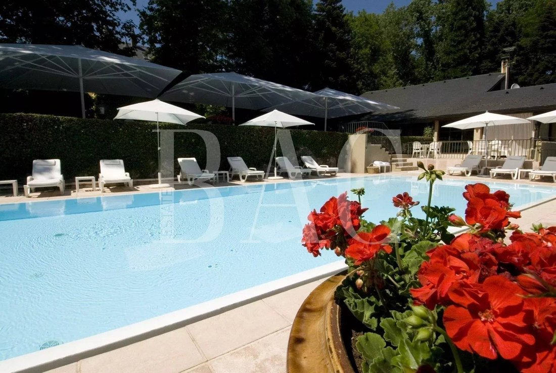 Château des Rêves Alpins: A 7-Hectare Savoyard Kingdom Between Sky & Snow