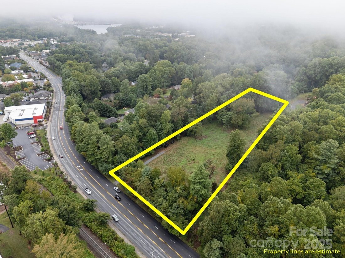 Land in Asheville, North Carolina, United States 2 - 14946015