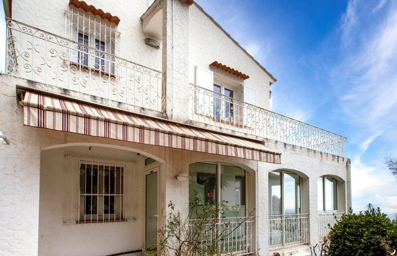 Villa in La Turbie, Provence-Alpes-Côte d'Azur, France 1 - 16269093