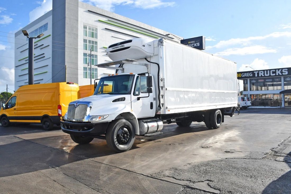 Pickup in Miami, FL, United States 3 - 16274784