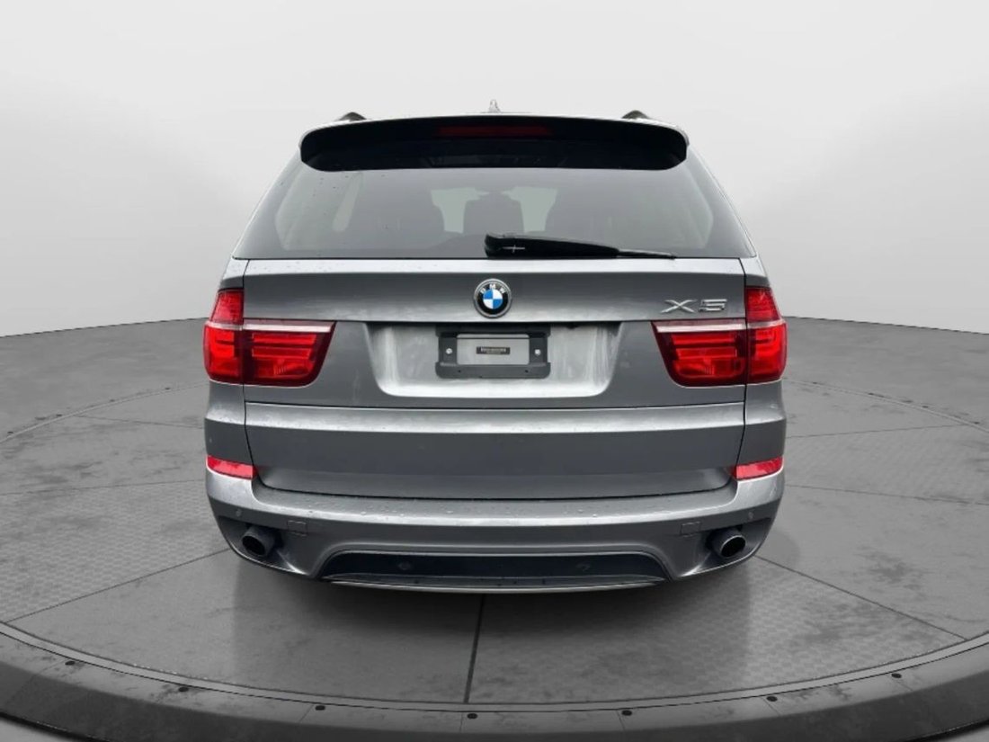 Suv in Canton, MA, United States 3 - 15424787