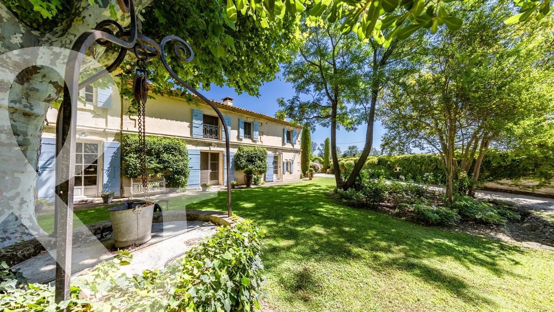 House in Arles, Provence-Alpes-Côte d'Azur, France 1 - 16276724