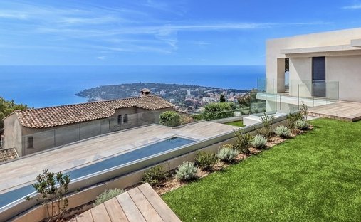 House in Village-Cros de Caste-Coupiere-Mont Gros, Roquebrune-Cap-Martin, France 1