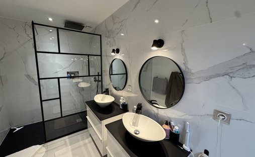 Castle for Sale in Vicq, Auvergne-Rhône-Alpes, France