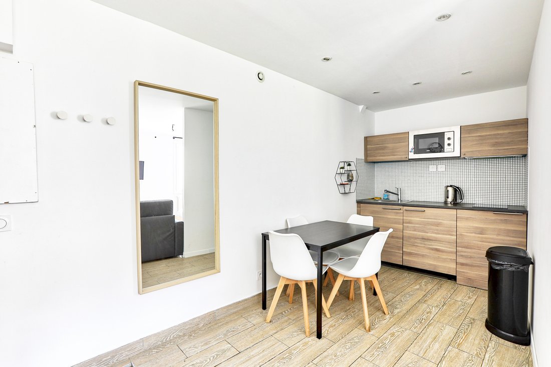 Apartment in Bois de Boulogne, Paris 16e Arrondissement, Paris 5 - 16268750