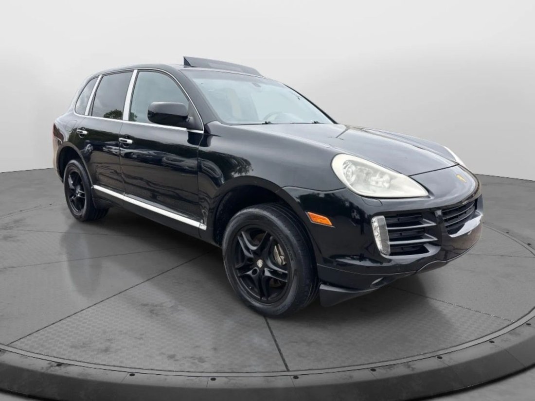 Suv in Canton, MA, United States 4 - 15674714