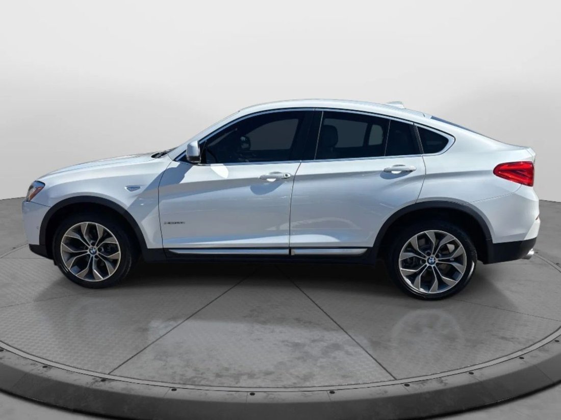 Suv in Canton, MA, United States 2 - 16214819
