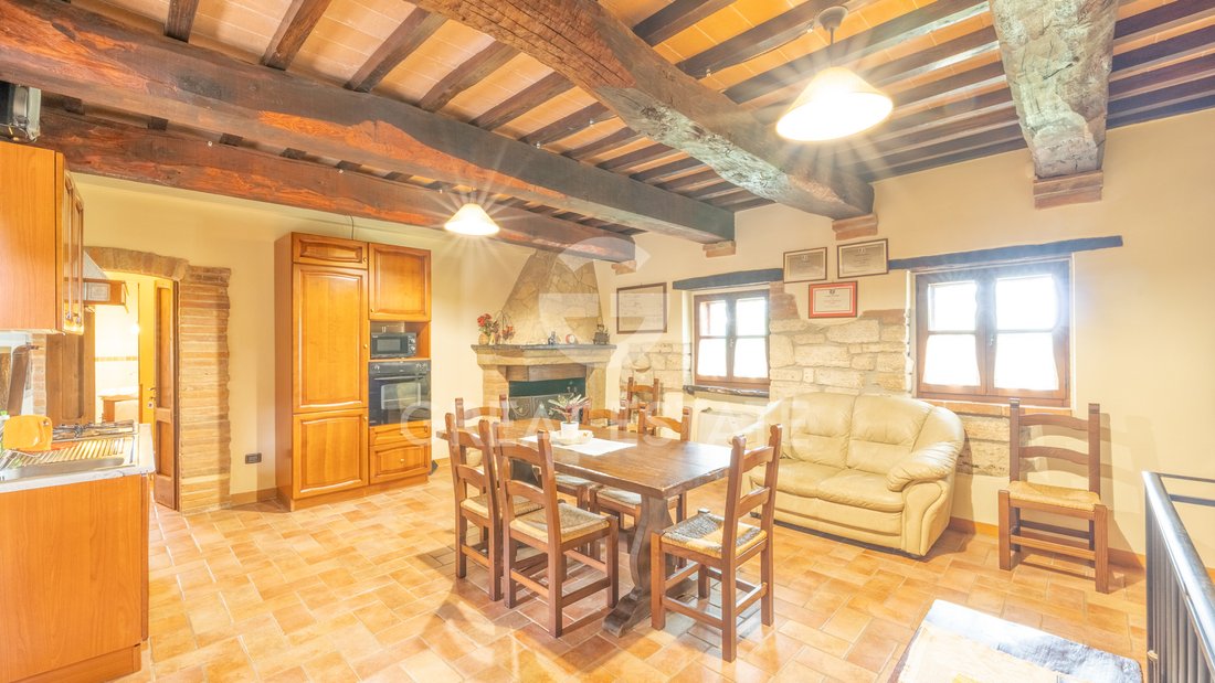 Todi, Umbria, Italy 5 - 16268758