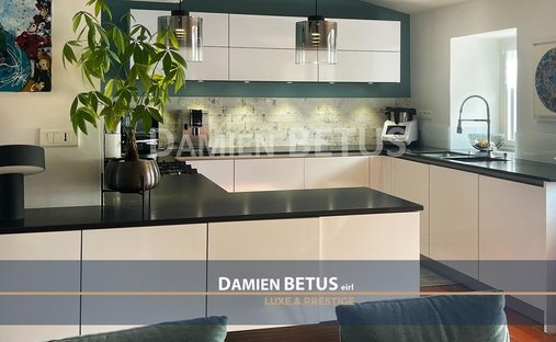 Castle for Sale in Challans, Pays de la Loire, France