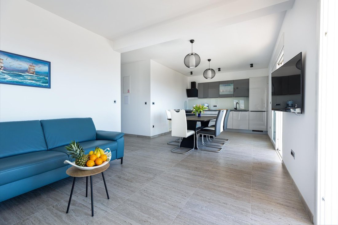 Villa in Kastel Luksic, Split-Dalmatia County, Croatia 3 - 16269163