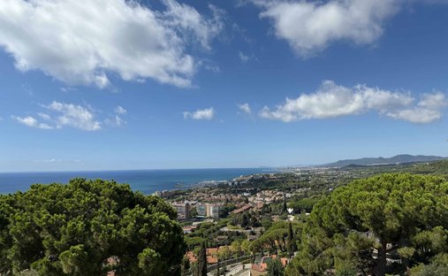 Villa in Caldes d'Estrac, Catalonia, Spain 1