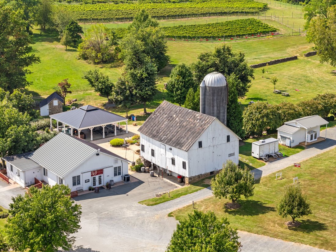 Farm Ranch in Purcellville, Virginia, United States 2 - 16275623