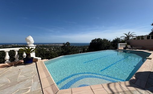Schloss in Vallauris, Provence-Alpes-Côte d'Azur, Frankreich 1