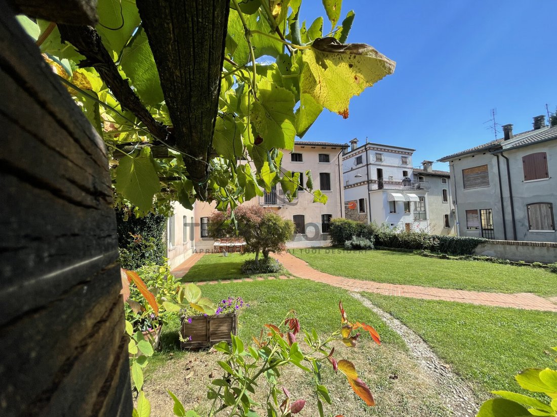House in Malo, Veneto, Italy 2 - 16222796