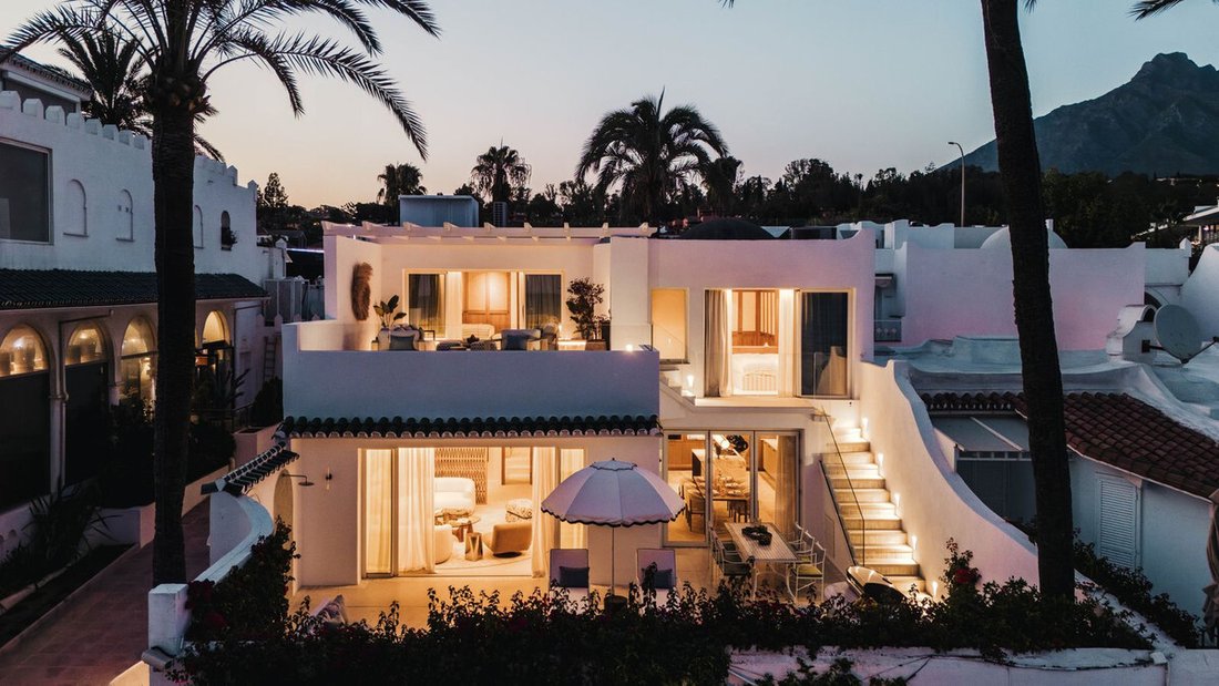 Villa in Golden Mile, Andalusia, Spain 1 - 16265566