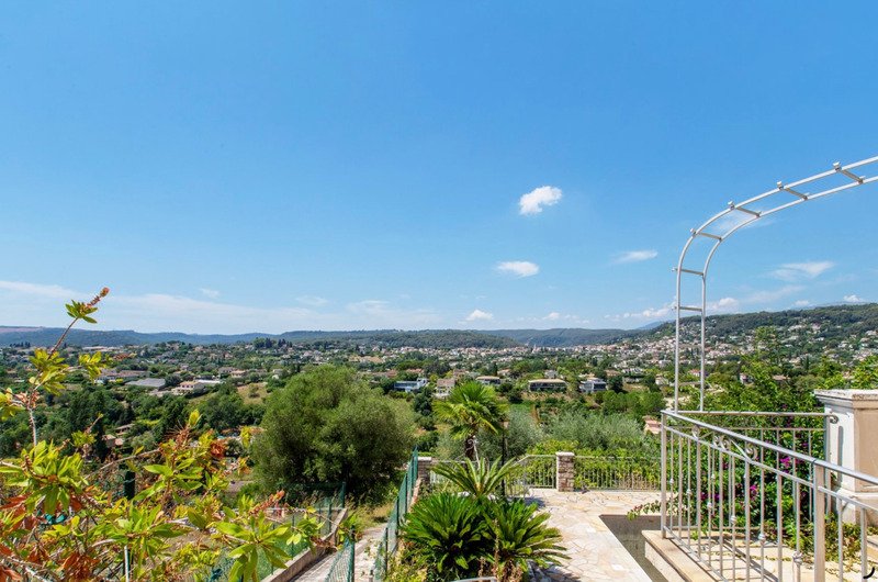 Villa in Saint-Paul-de-Vence, Provence-Alpes-Côte d'Azur, France 2 - 16269116