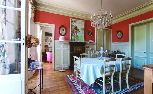 Sale Manor 735 M² 17 Rooms