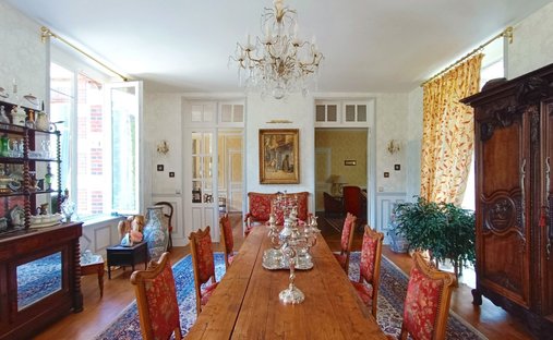 Sale Manor 735 M² 17 Rooms