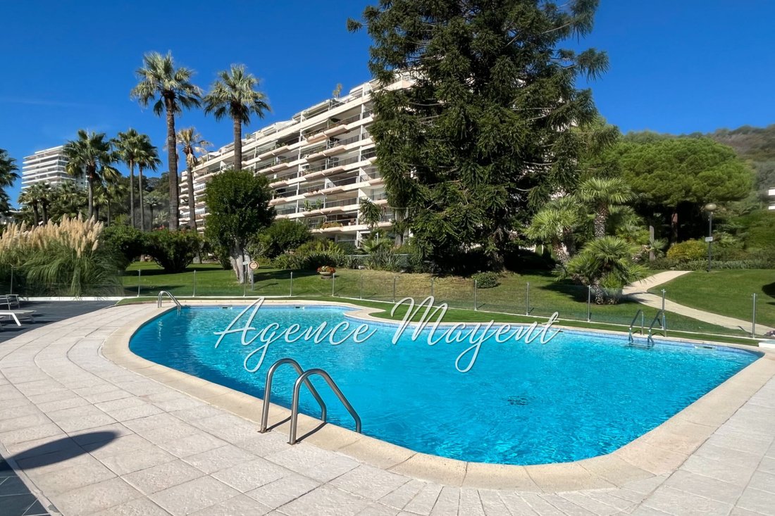Apartment in La Californie, Cannes, France 4 - 16272618