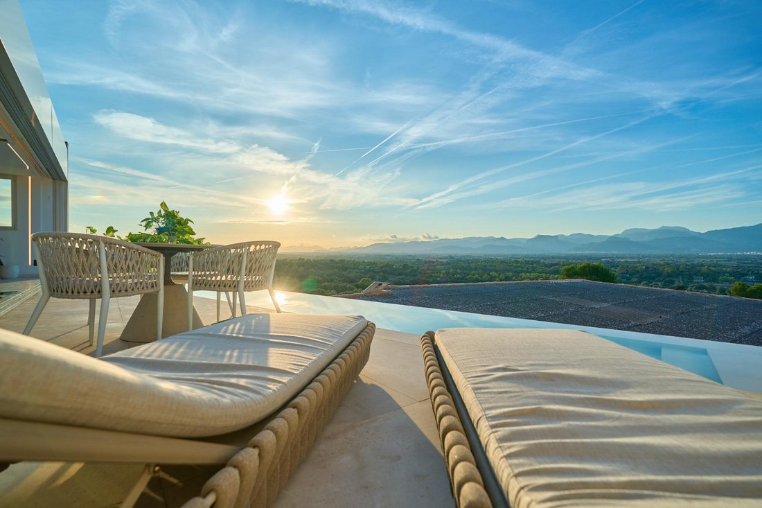 Villa in Costitx, Balearic Islands, Spain 2 - 15397416