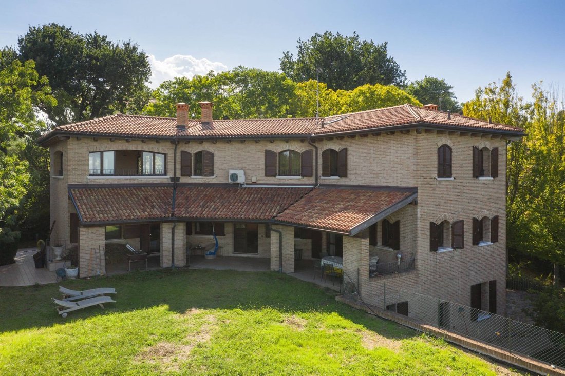 House in Montefiore Conca, Emilia-Romagna, Italy 2 - 16272378