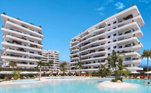 Apartment in la Vila Joiosa / Villajoyosa, Valencian Community, Spain 1