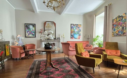 Castle for Sale in Moissac, Occitanie, France