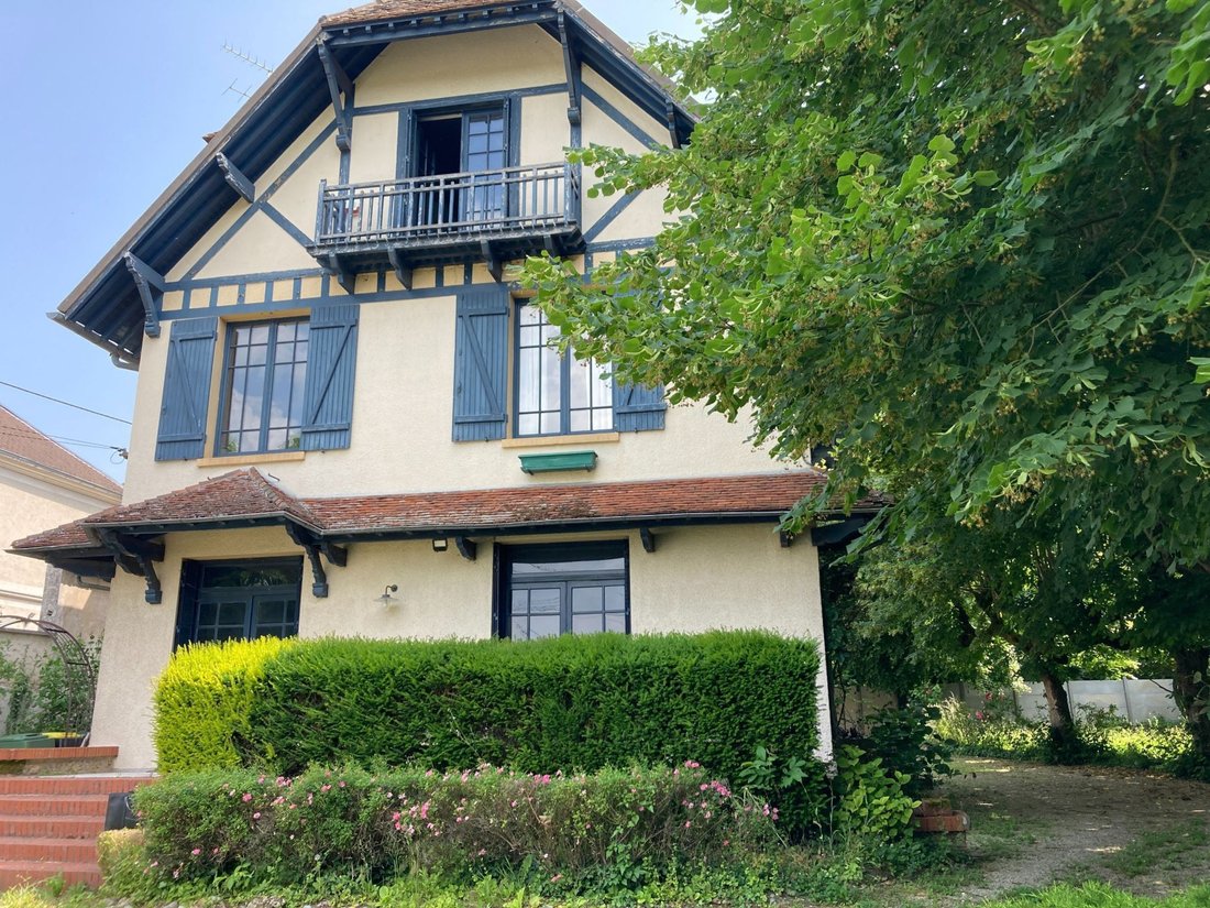 House in Couilly-Pont-aux-Dames, Ile-de-France, France 3 - 16276778