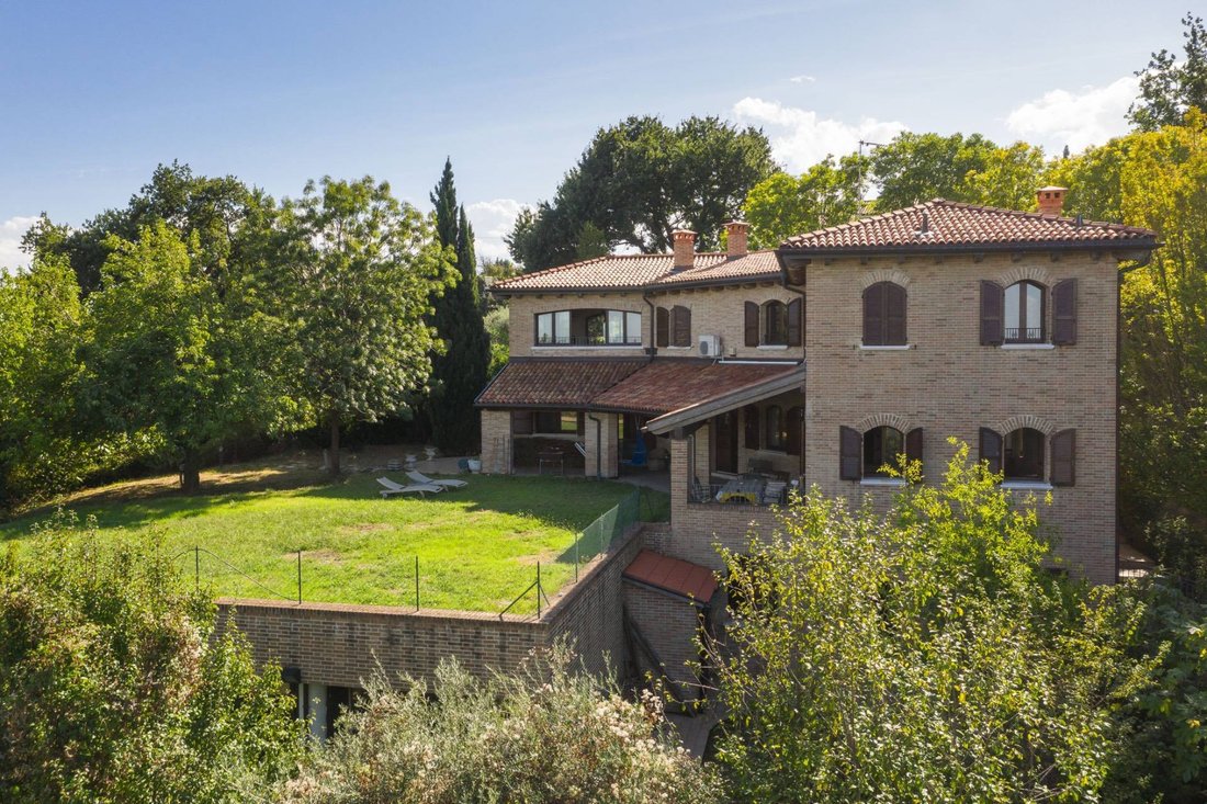 House in Montefiore Conca, Emilia-Romagna, Italy 3 - 16272378