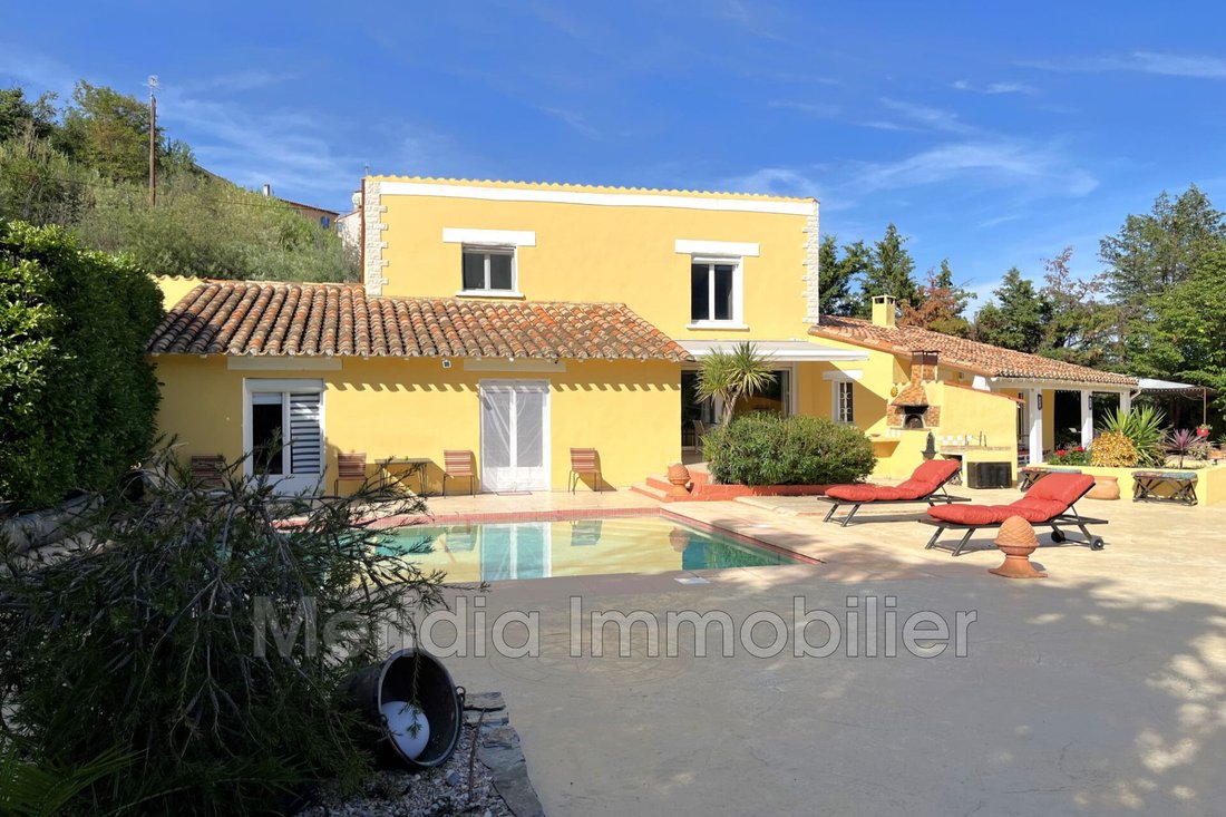 Villa in Los Masos, Occitania, France 2 - 16275440