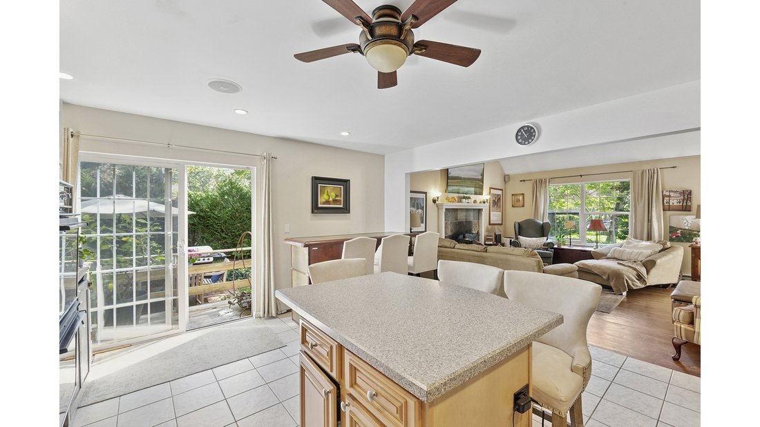 House in Hampton Bays, New York, United States 3 - 16269284