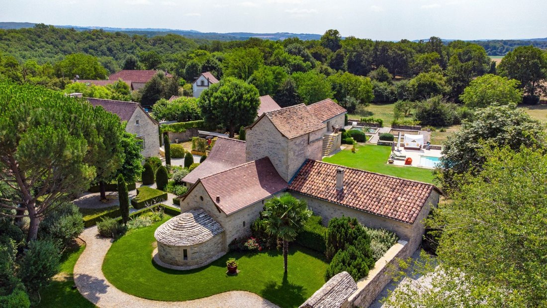 House in Caylus, Occitania, France 2 - 16276746