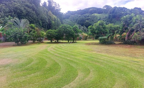 Teva I Uta, Inseln über dem Winde, Französisch-Polynesien 1