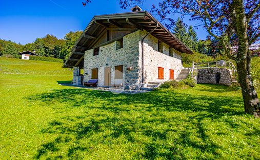 Chalet a Tione di Trento, Trentino-Alto Adige, Italia 1