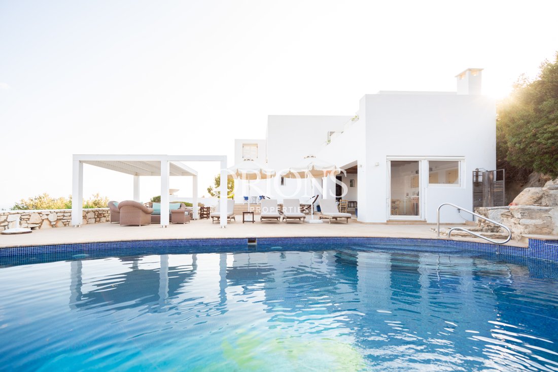 Villa in Paros, Aegean, Greece 2 - 16254826