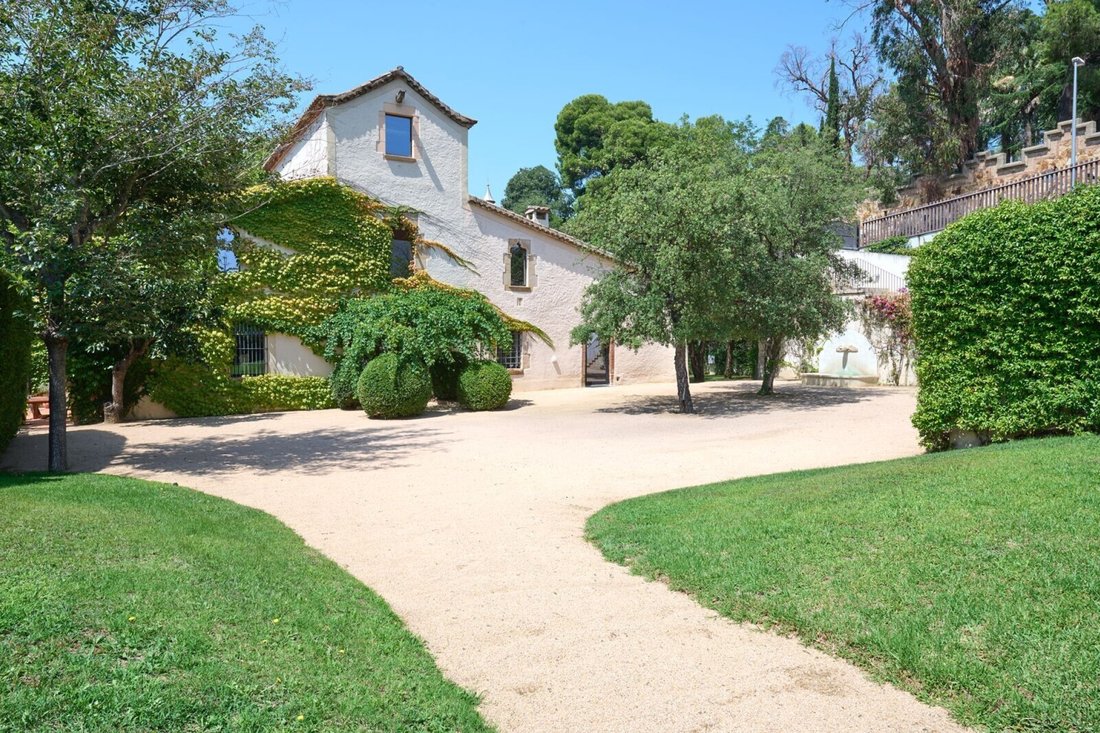 Finca in Alella, Catalonia, Spain 2 - 16277453