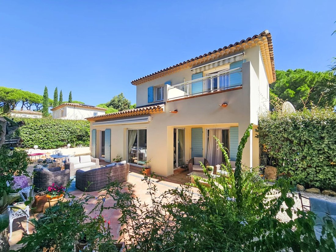 Villa in France 2 - 16266202
