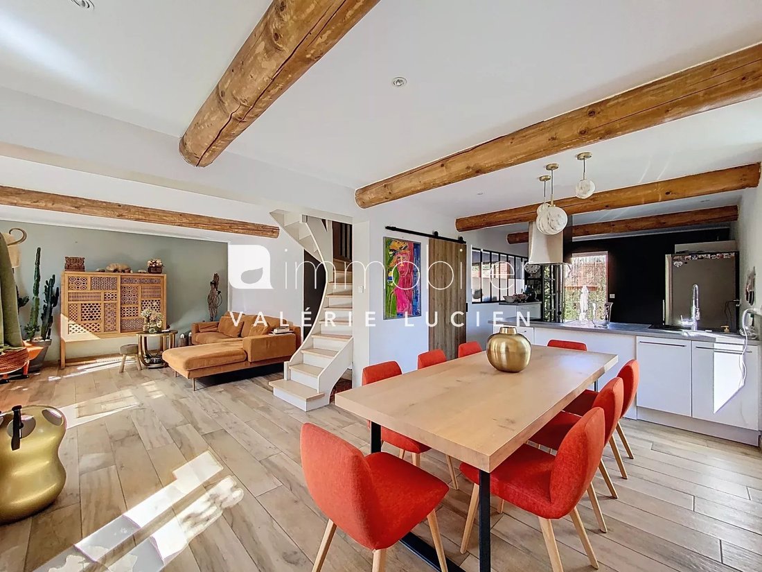 House in Eygalières, Provence-Alpes-Côte d'Azur, France 2 - 16170889
