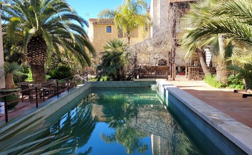 House in Nord, Pezenas, France 1