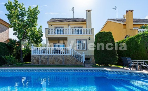Villa in l'Eliana, Valencian Community, Spain 1