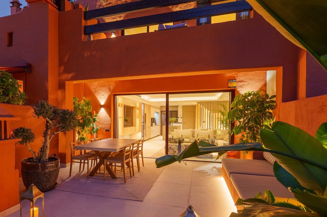 Townhouse in Marbella, Andalusia, Spain 1 - 16277975