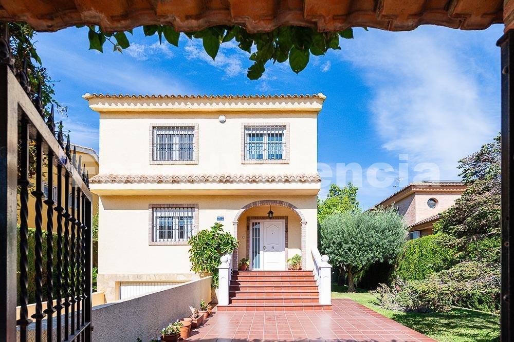Villa in l'Eliana, Valencian Community, Spain 5 - 16277689